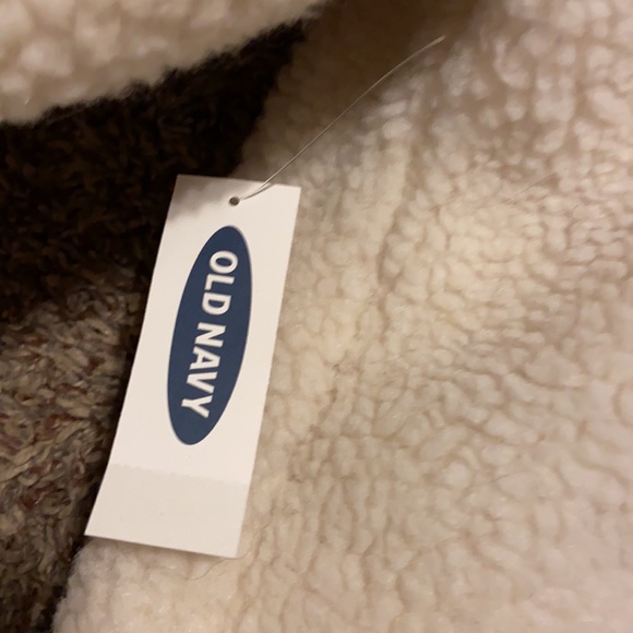 Size large Sherpa jacket from old navy. Open to offers! - Picture 8 of 10